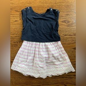 🌸Girls Gap size 3 dress with eyelet detail. 💯 cotton🌸
